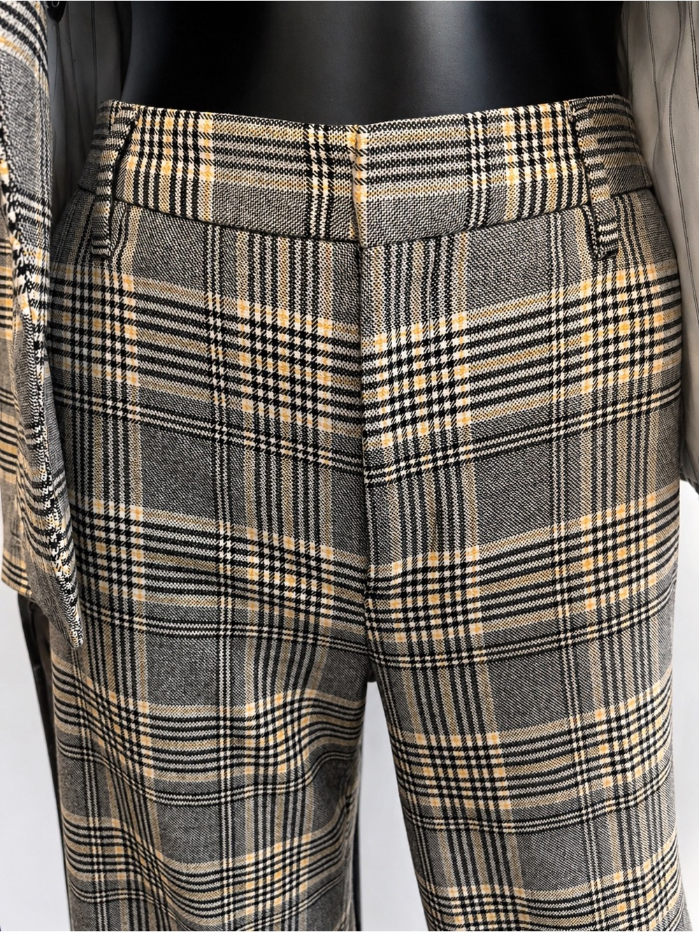 Banana Republic Plaid Cropped Wide-Leg Trousers in Tan and Gray - Picture 2 of 6